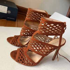 Nine West Raella Cage Pump 6.5